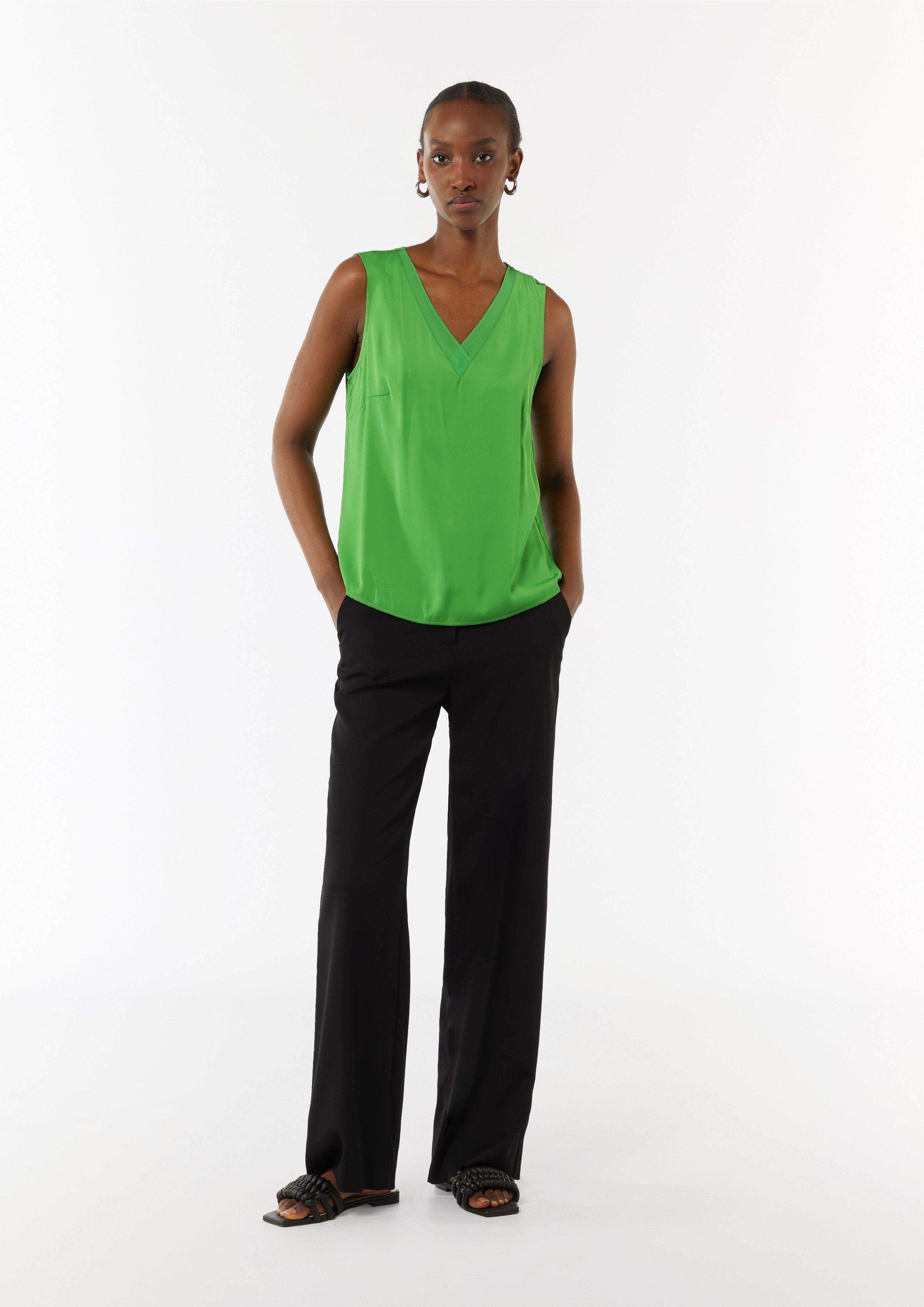 Satin-Top mit Chiffon-Ausschnitt - grün