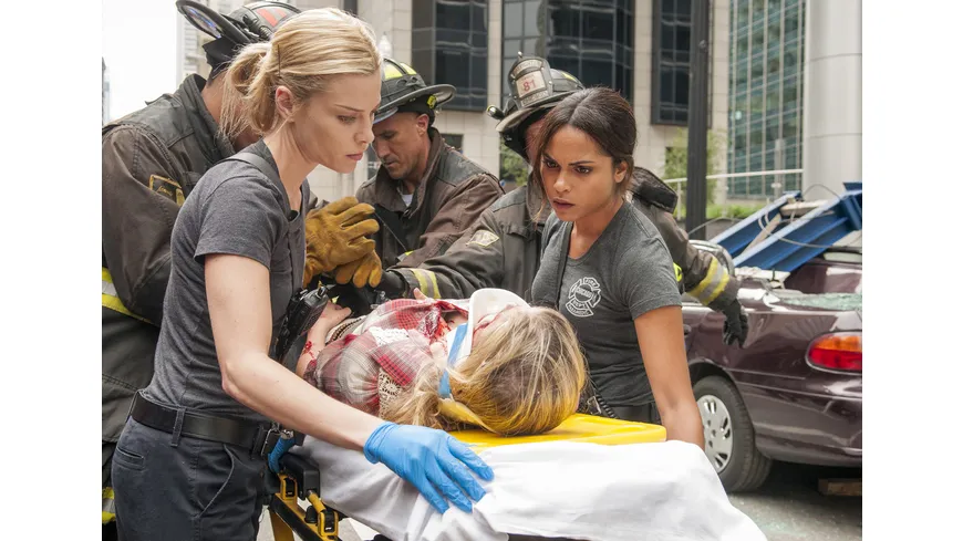 Chicago Fire - Staffel 1  [6 DVDs]