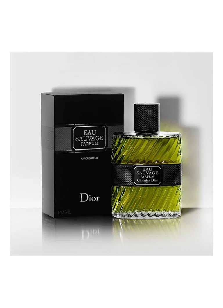 Apa de parfum DIOR Eau Sauvage