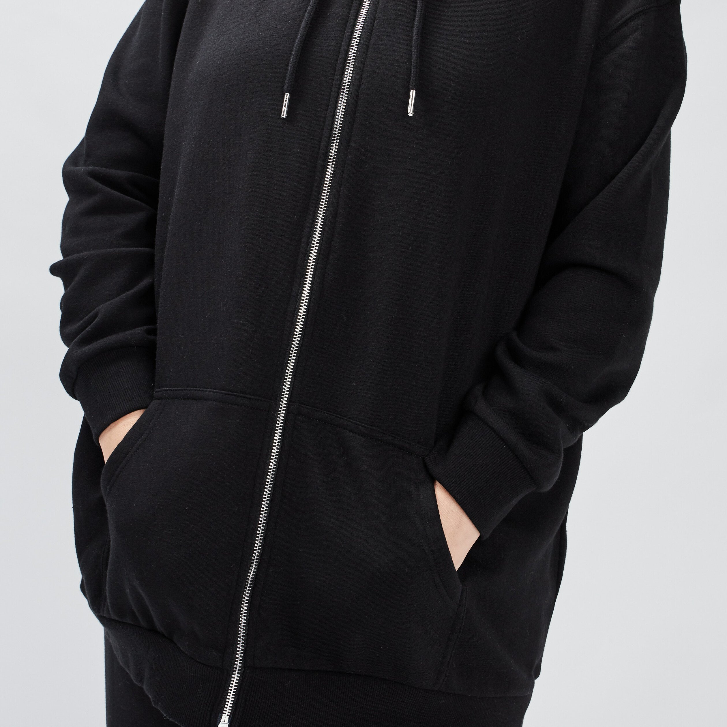 Sweat à capuche zippé noir femme grande taille | La Halle