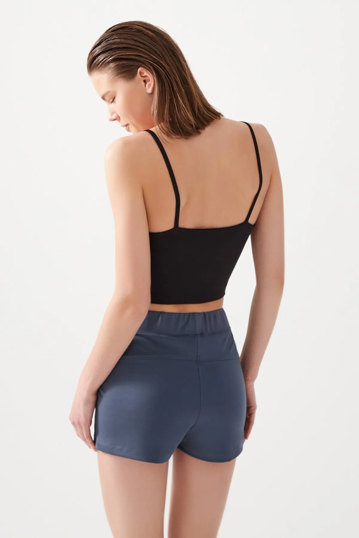 LOS OJOS  Anthrazitfarbene, elastische Taillen-Sportshorts mit Taschen und Basic-Passform für Damen