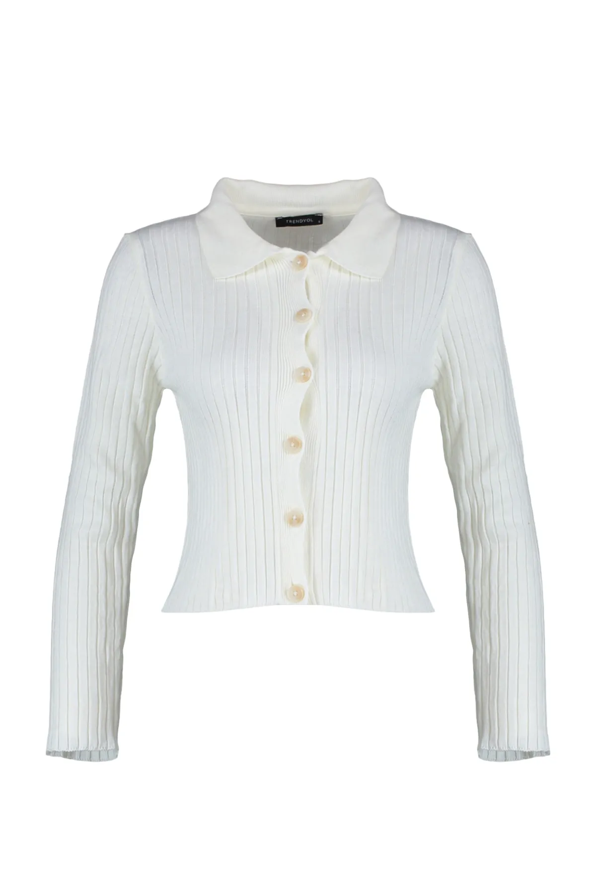 Trendyol Collection  Ecrufarbener Strickcardigan mit Polokragen TWOAW23HI00143