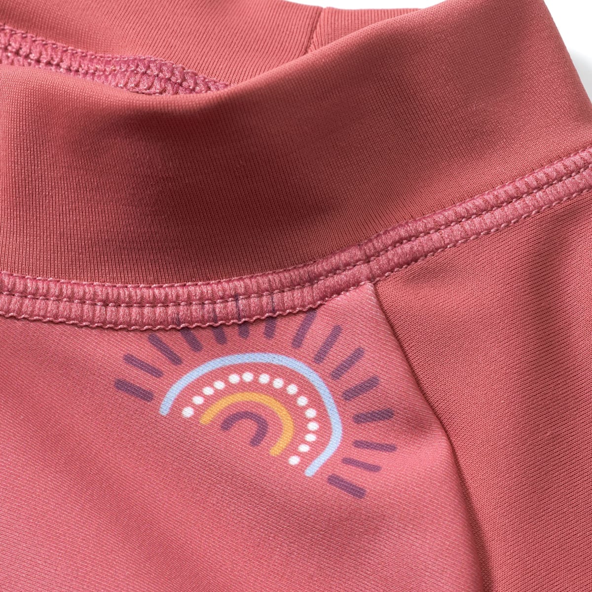 UV Shirt mit Regenbogen-Muster, rosa, Gr. 110/116, 1 St