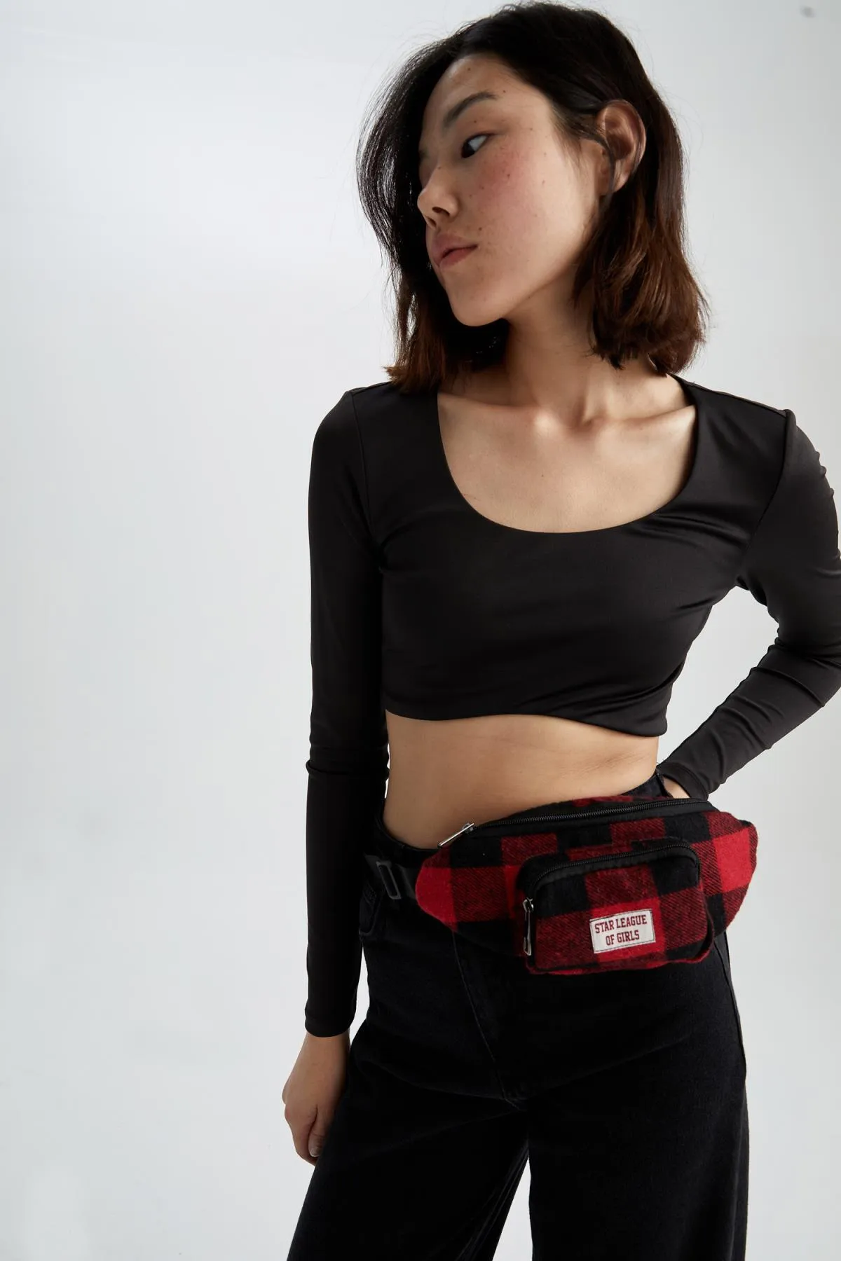 DeFacto  Damen-Geld- und Gürteltasche mit quadratischem Muster Z2542azns