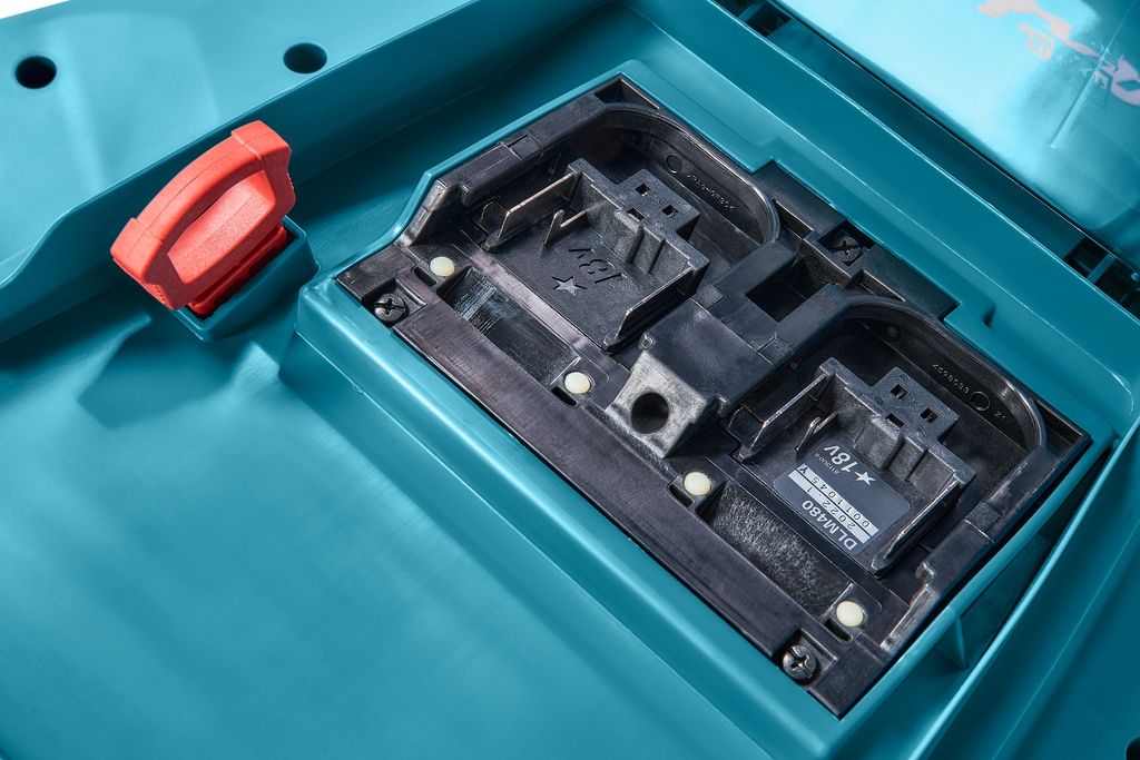Makita DLM480Z Akumulátorová sekačka na trávu 48 cm 2 x 18 V bez baterií a nabíječky