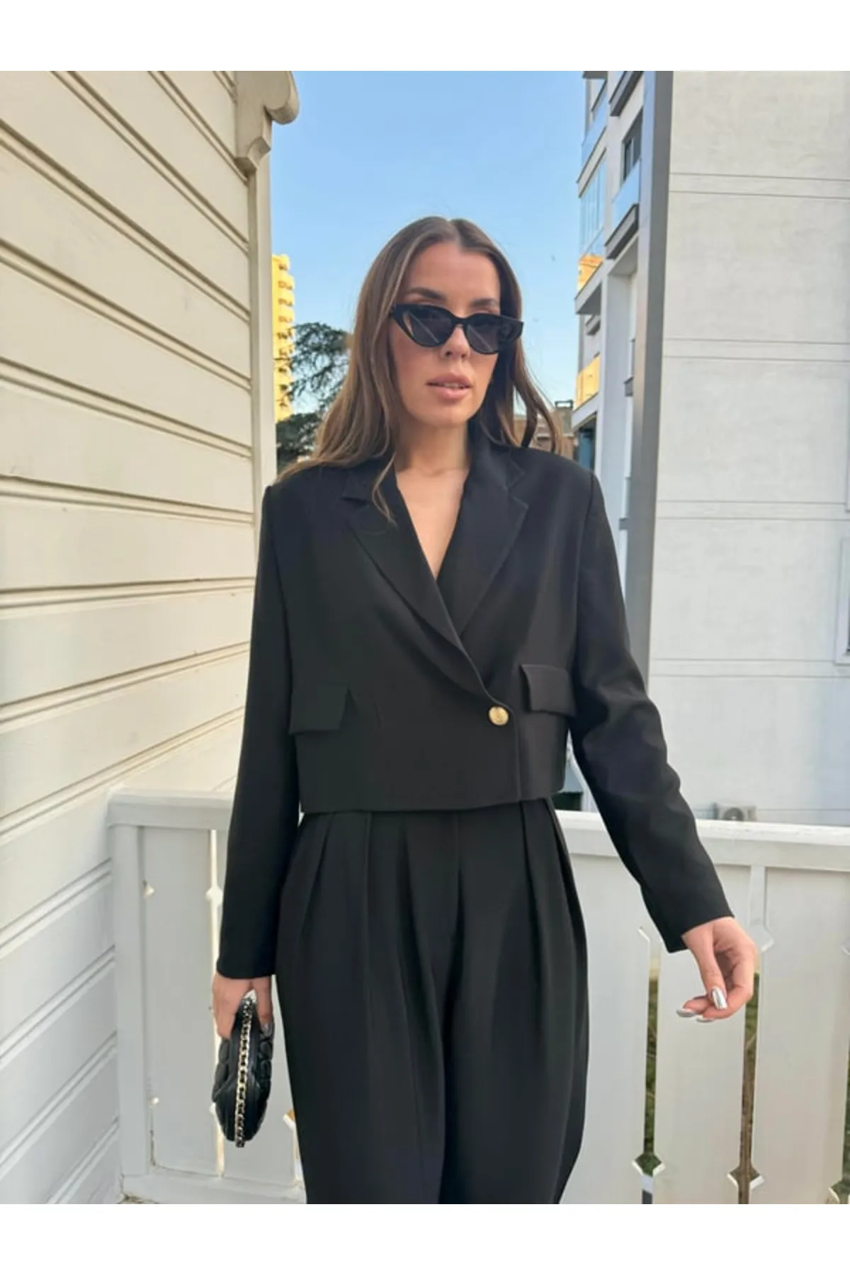 My Blog  Schwarzes zweireihiges Set aus kurzer Jacke und Hose für Damen