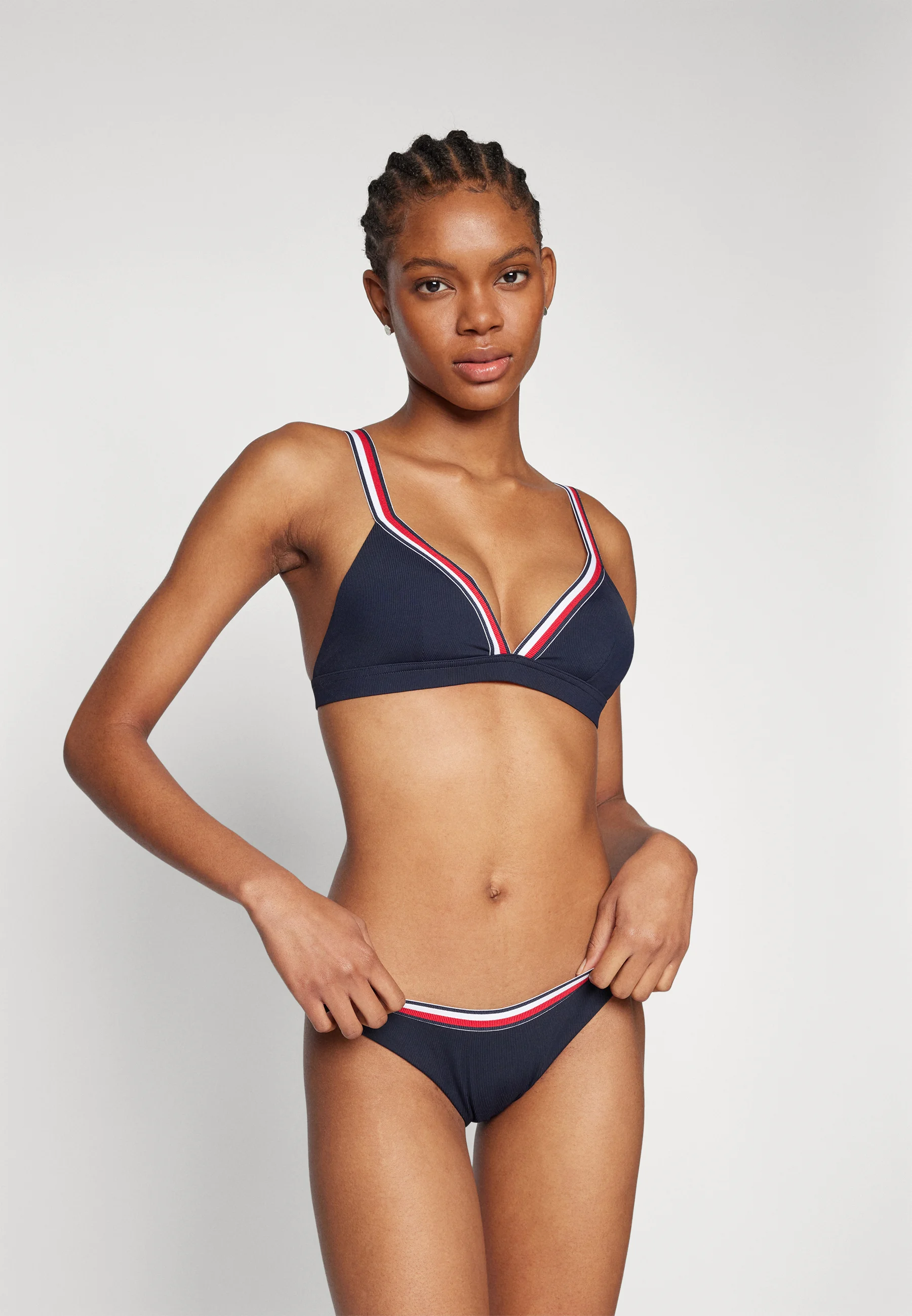 Parte inferior de bikini Tommy Hilfiger GLOBAL STRIPE SCHEEKY HIGH LEG