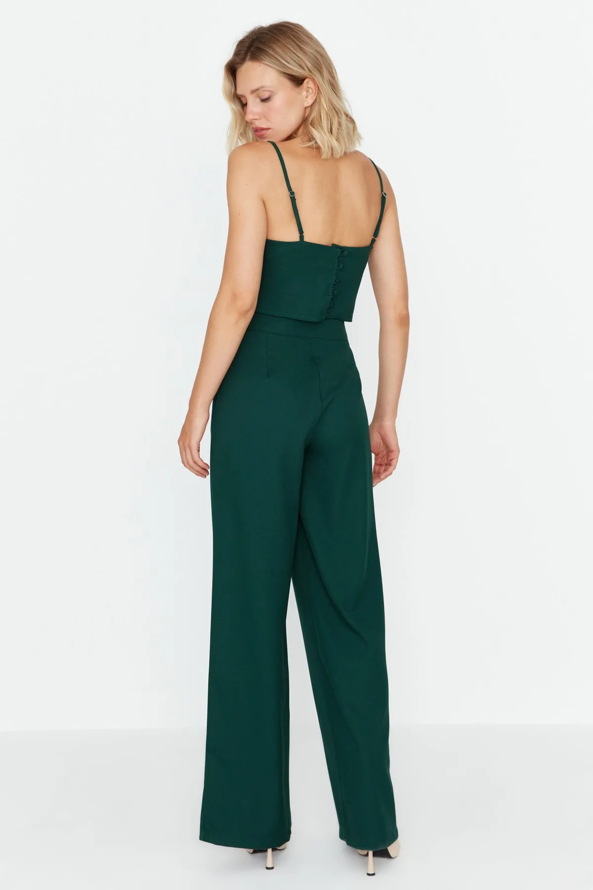 Trendyol Collection  Grüne Webhose mit weitem Bein TWOAW23PL00174