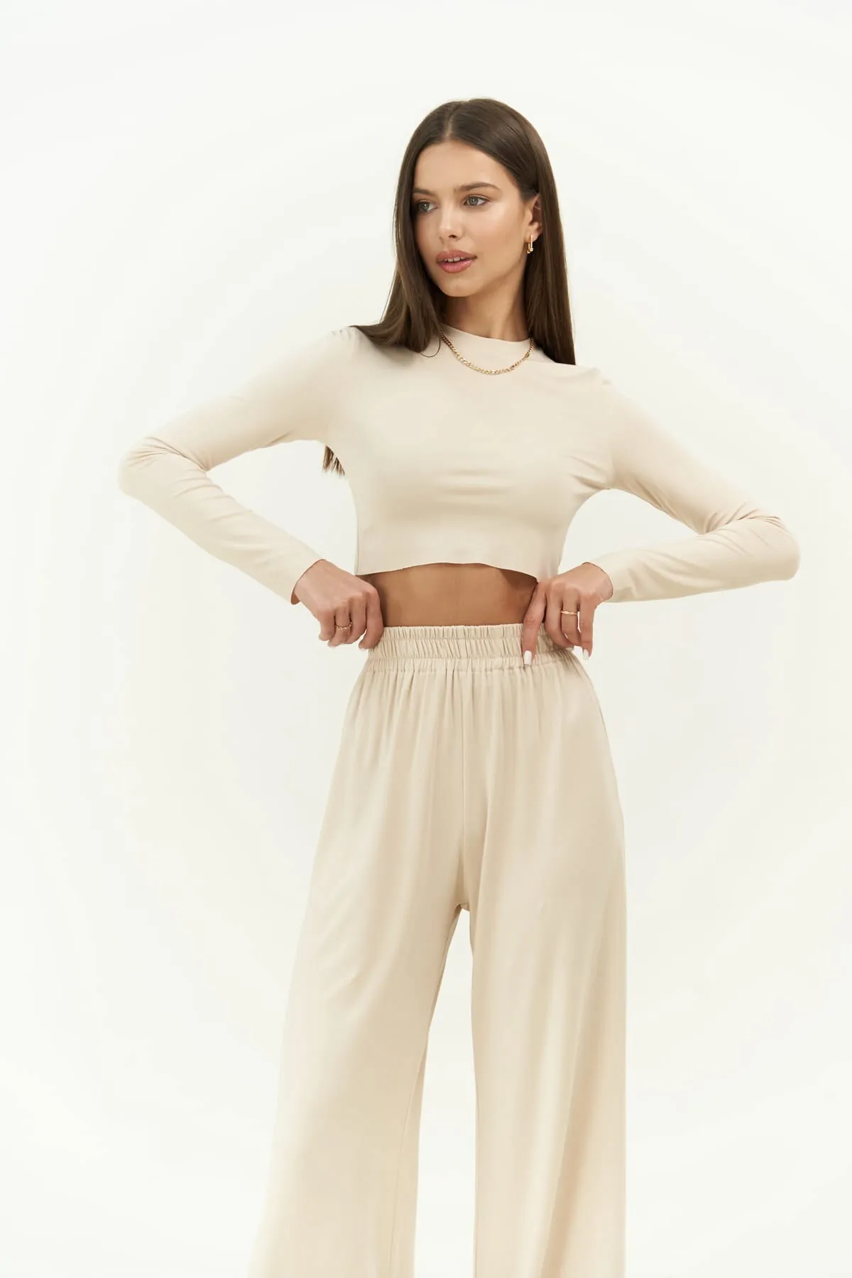 MAİ COLLECTİON  Jany – Langärmliges, beiges Crop-Hosen-Set