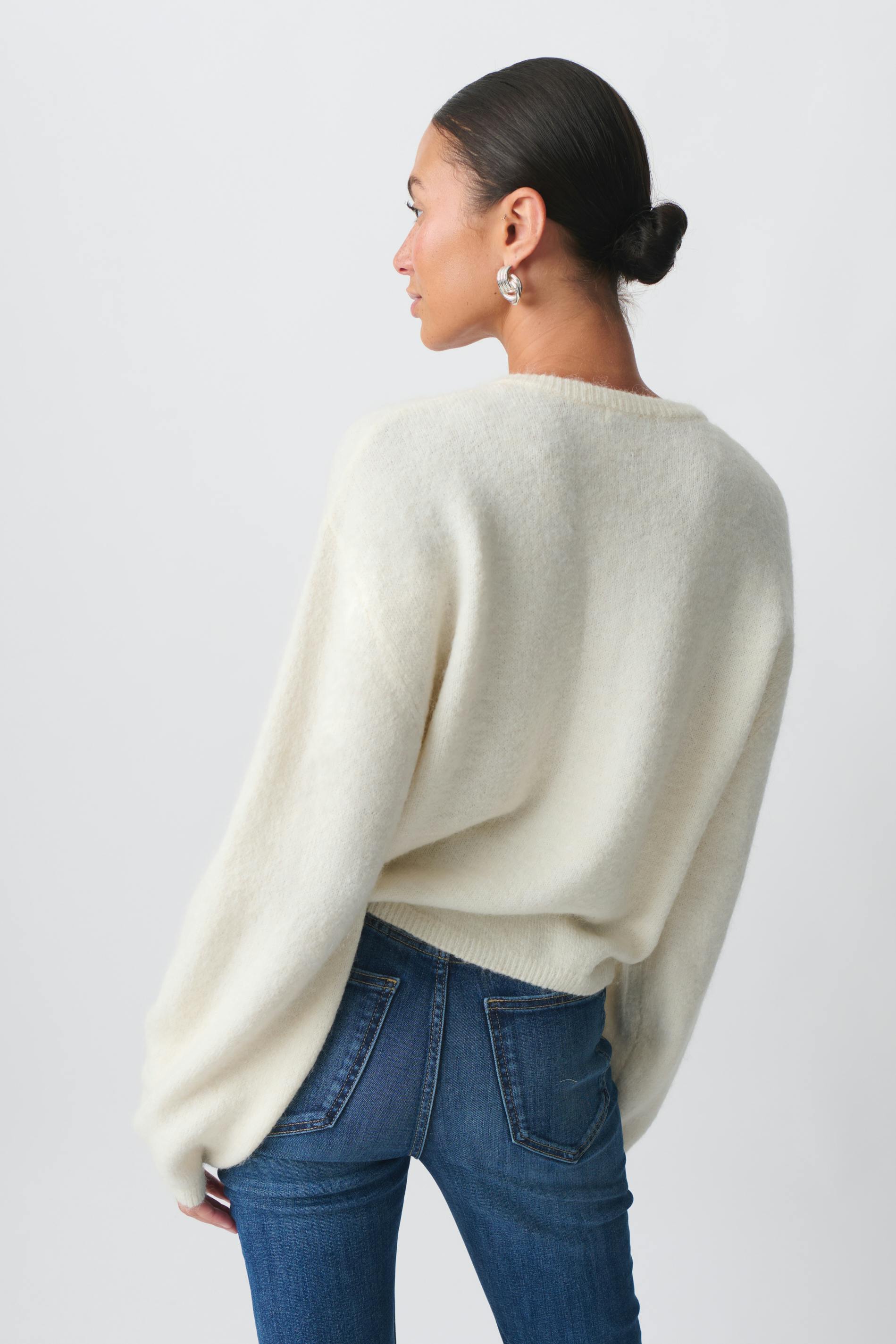 Knitted cardigan