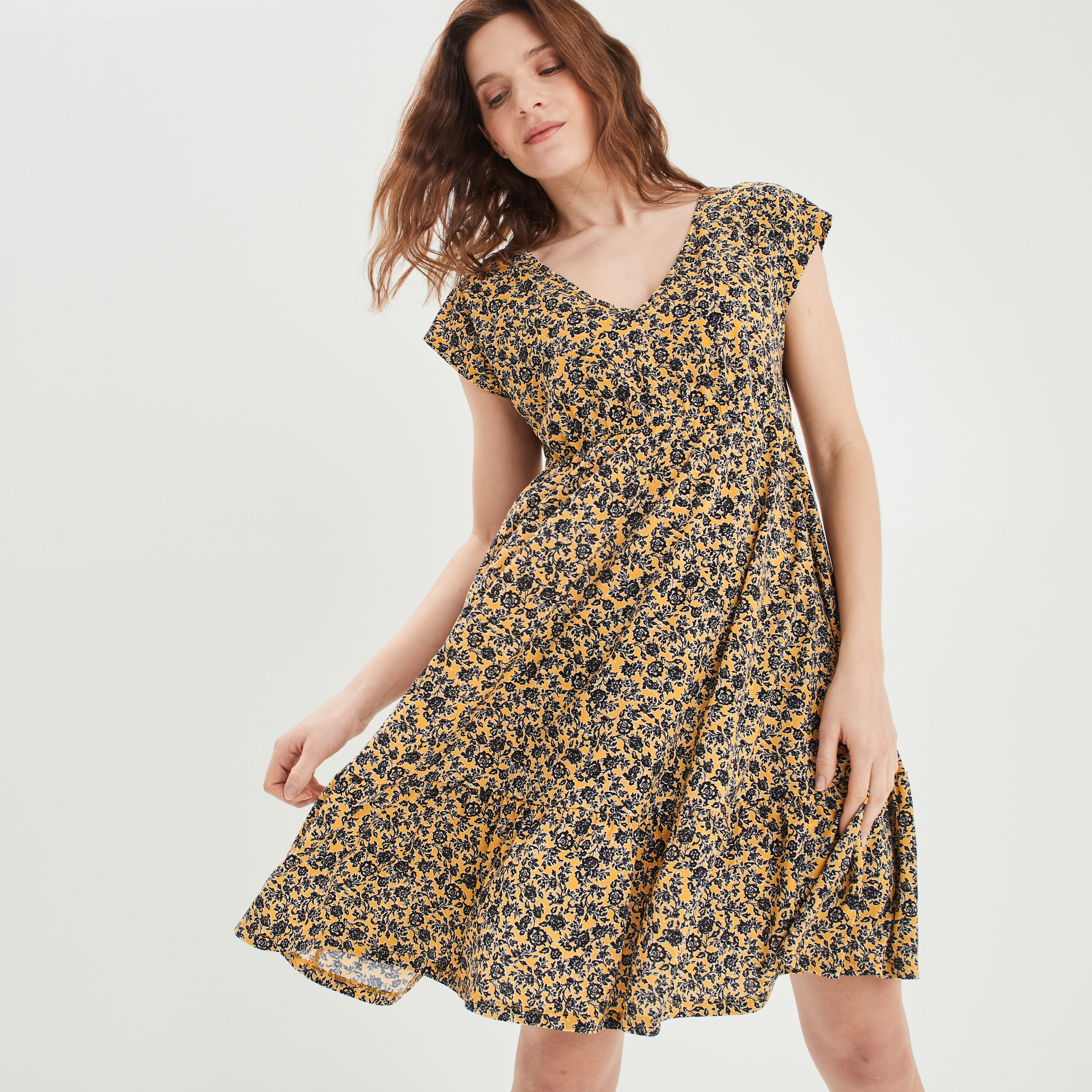Robe évasée manches courtes jaune moutarde femme | La Halle