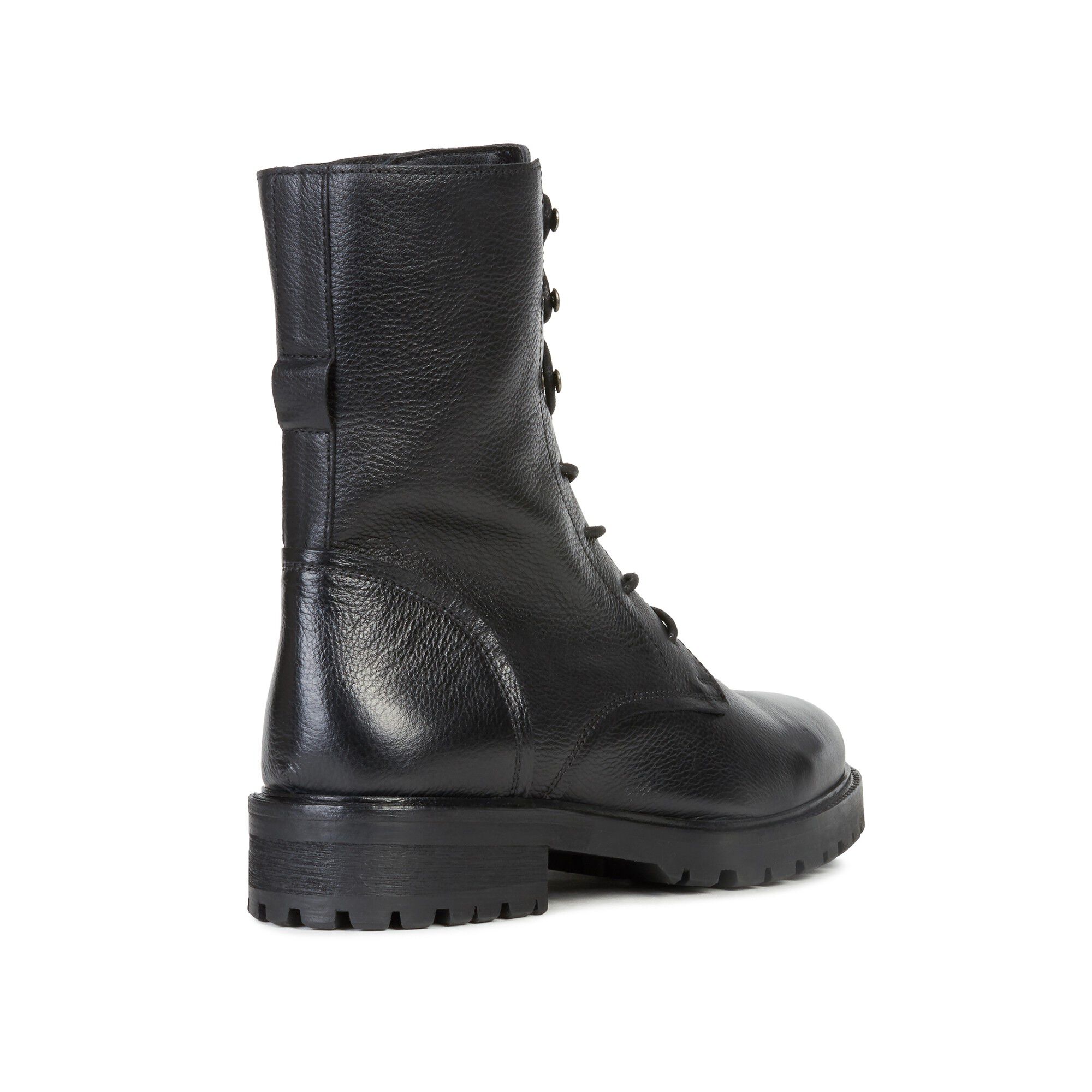 Boots noir semelle crantée dessus cuir