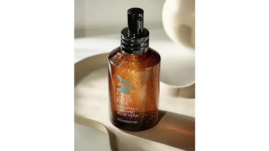 Farm loves Face AHA/PHA + Bio-Aloe Vera Reinigungsgel 120 ml