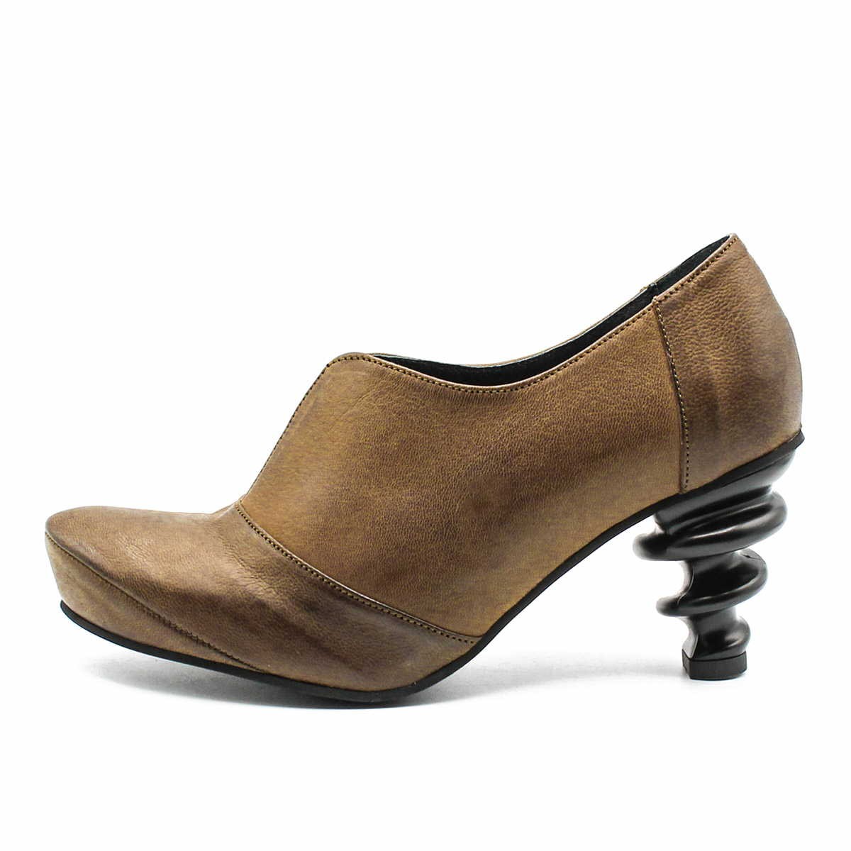 TIGGERS Plateau-Pumps braun Tiggers Pumps