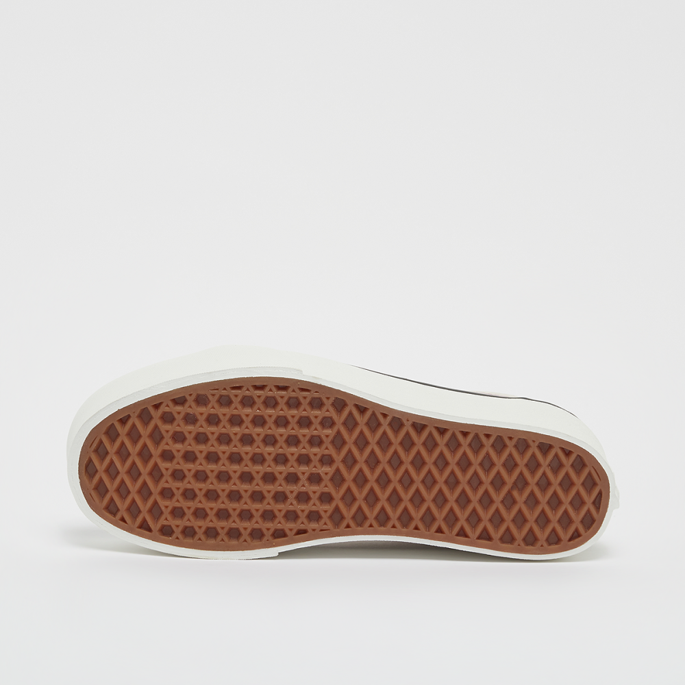 Vans UA Old Skool Stackform VN0A7Q5MMUL1 / weiss