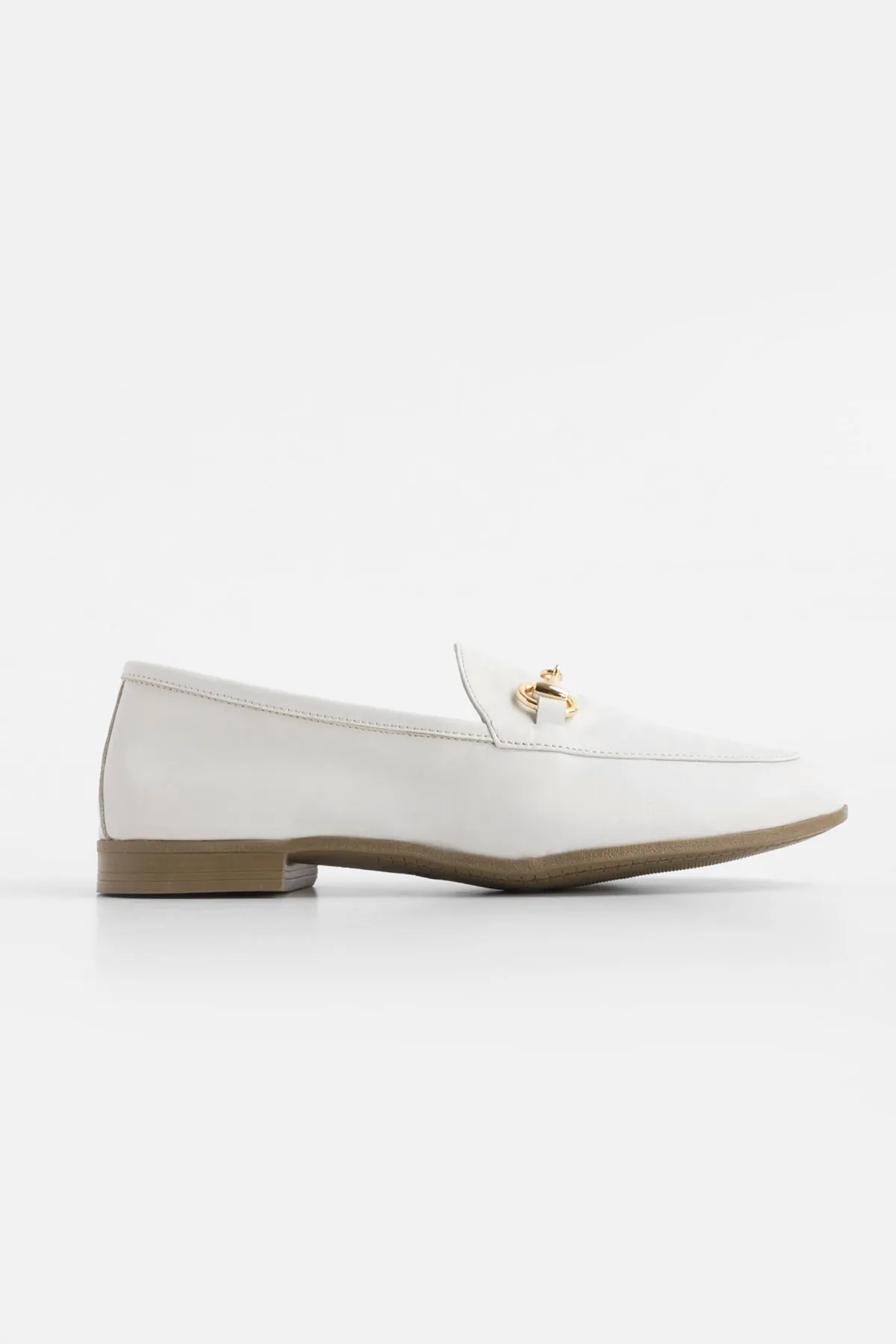 Marjin  Damen-Freizeitschuhe aus echtem Leder mit Kette in Tanle-Beige