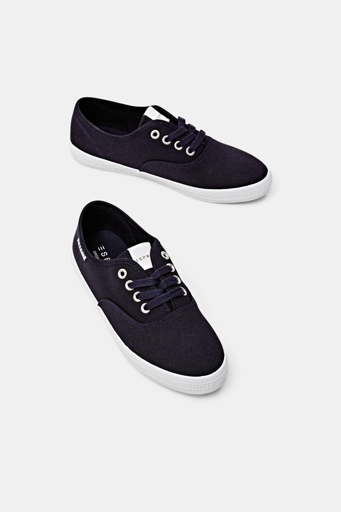 Sneaker aus Canvas