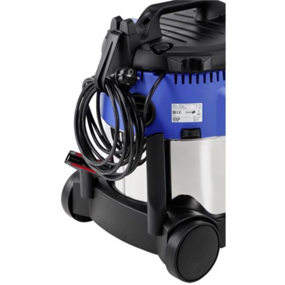 Nilfisk Nass-Trocken-Sauger AERO 21-21 PC INOX / 107406603, Nass-/Trockensauger, 1250 W, Push&Clean, Filterelement auswaschbar, Blasfunktion, 2,5m Saugschlauch, Werkzeugadapter mit Saugkraftregulierung, Gerätesteckdose mit Einschaltautomatik, Werksta