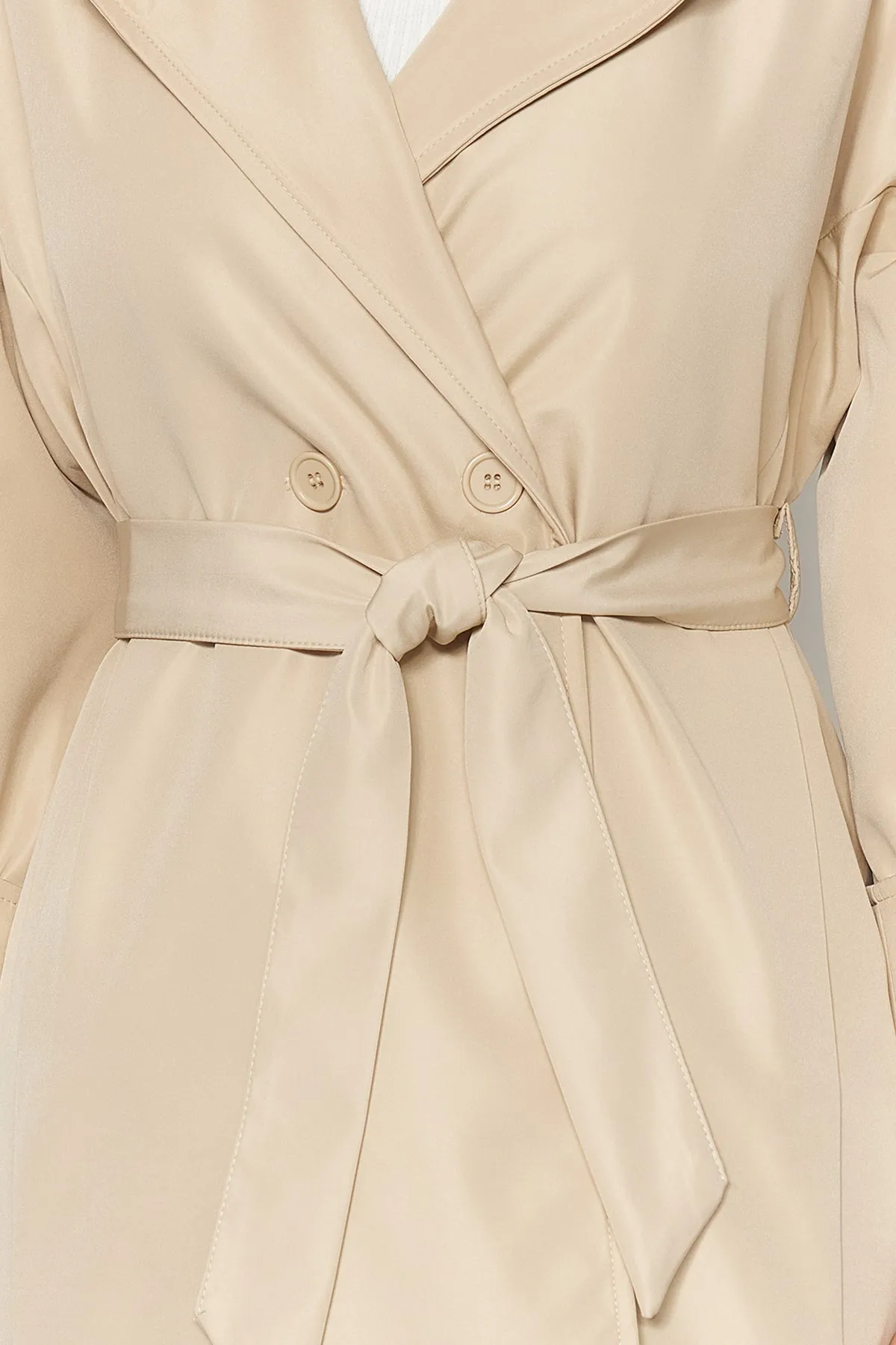 Trendyol Collection  Beiger wasserabweisender langer Trenchcoat TWOAW24TR00019