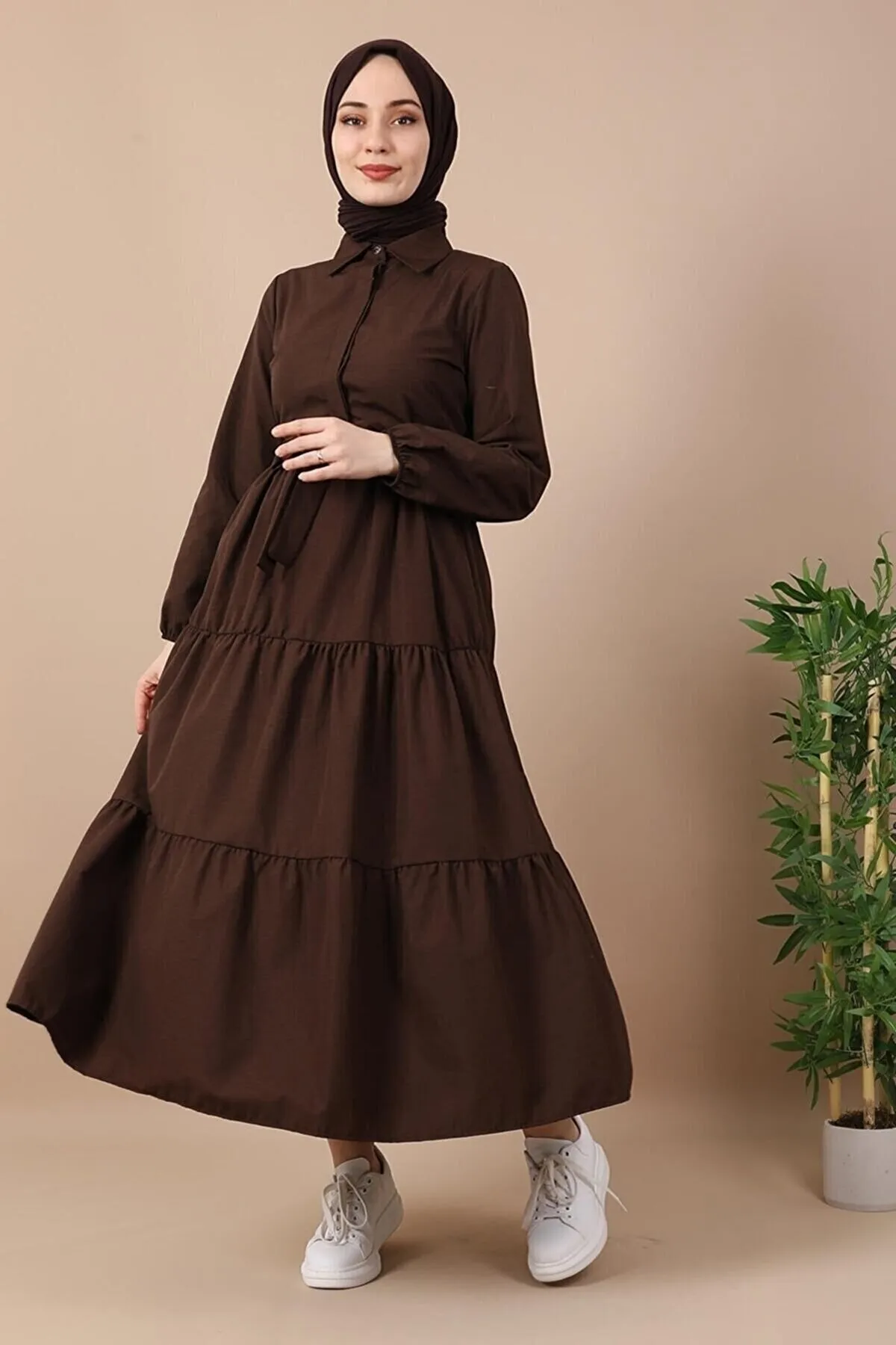 VOLT CLOTHİNG  Kleid mit Hemdkragen und Knöpfen