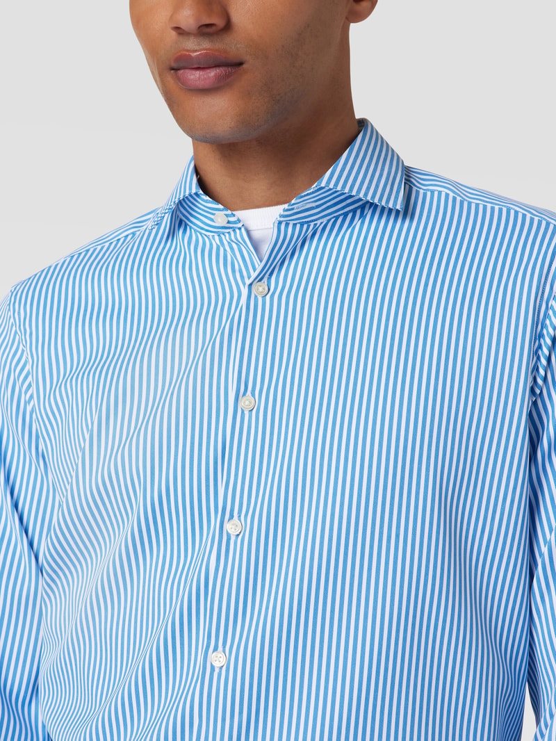 Business-Hemd mit Streifenmuster in royalblau