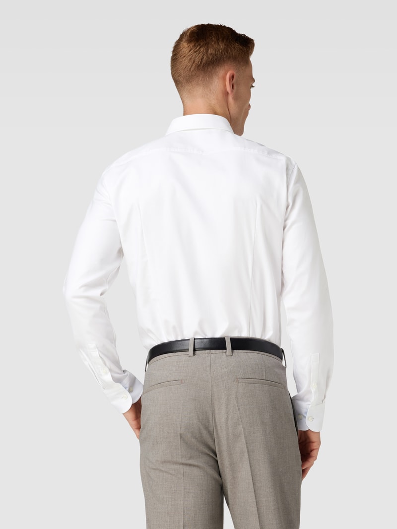 Slim Fit Business-Hemd mit Kentkragen Modell 'Joe' in weiß
