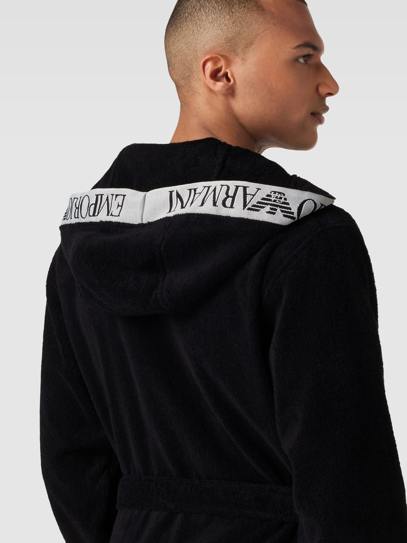 Bademantel mit Label-Print in schwarz