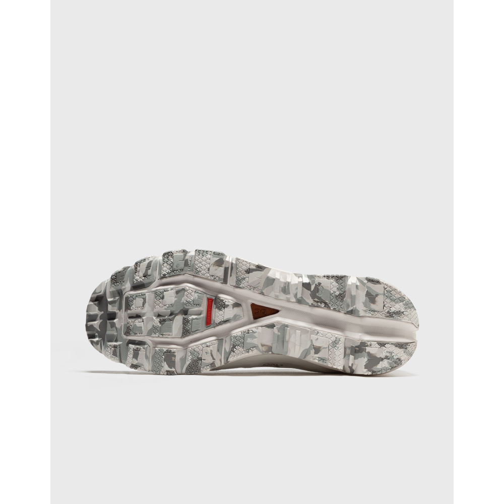 ON X LOEWE CLOUDVENTURE M929282X10-2100 / weiss