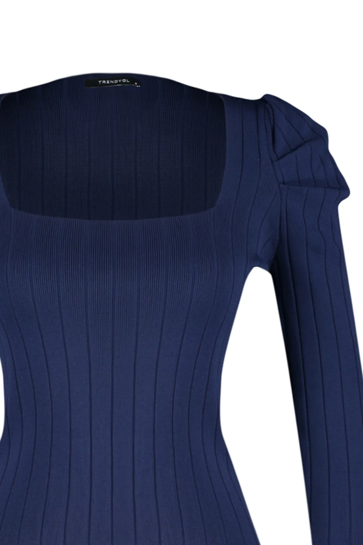 Trendyol Collection  Marineblauer Strickpullover mit gerafftem quadratischem Kragen TWOAW21KZ0649