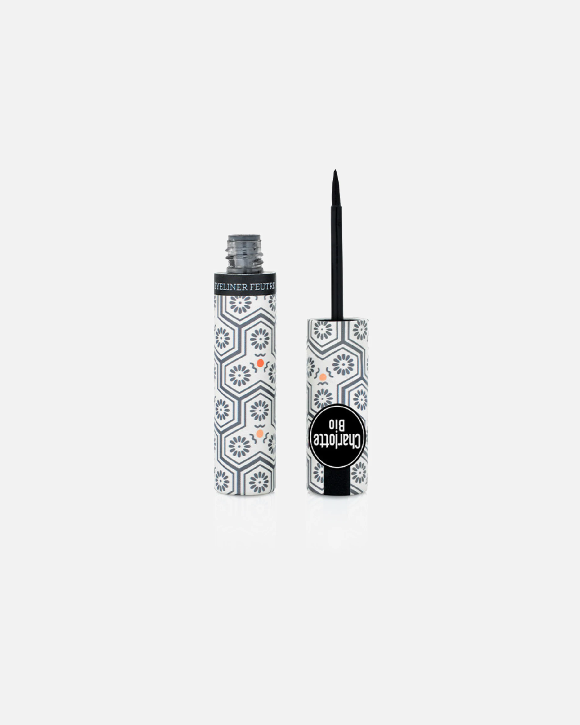 Charlotte Bio Eyeliner w pisaku Midnight Blue