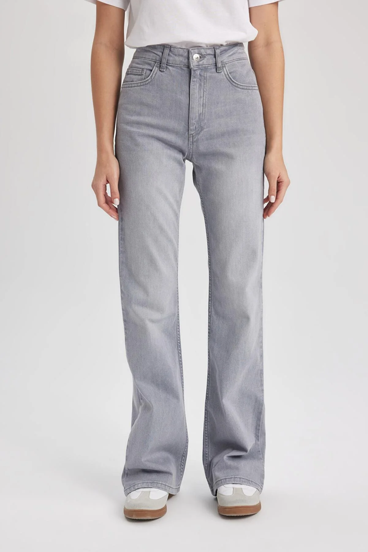DeFacto  Mia Flare Fit - Lange Jeans mit normaler Taille B7051ax24sp