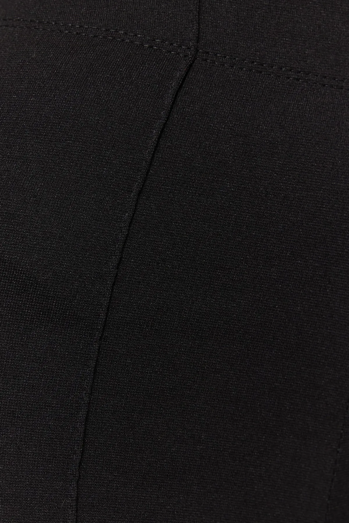 Trendyol Collection  Schwarze, gerippte, ausgestellte Hose mit elastischem Bund/Spanisches Bein, hohe Taille, gestrickte Hose TWOSS20PL0342