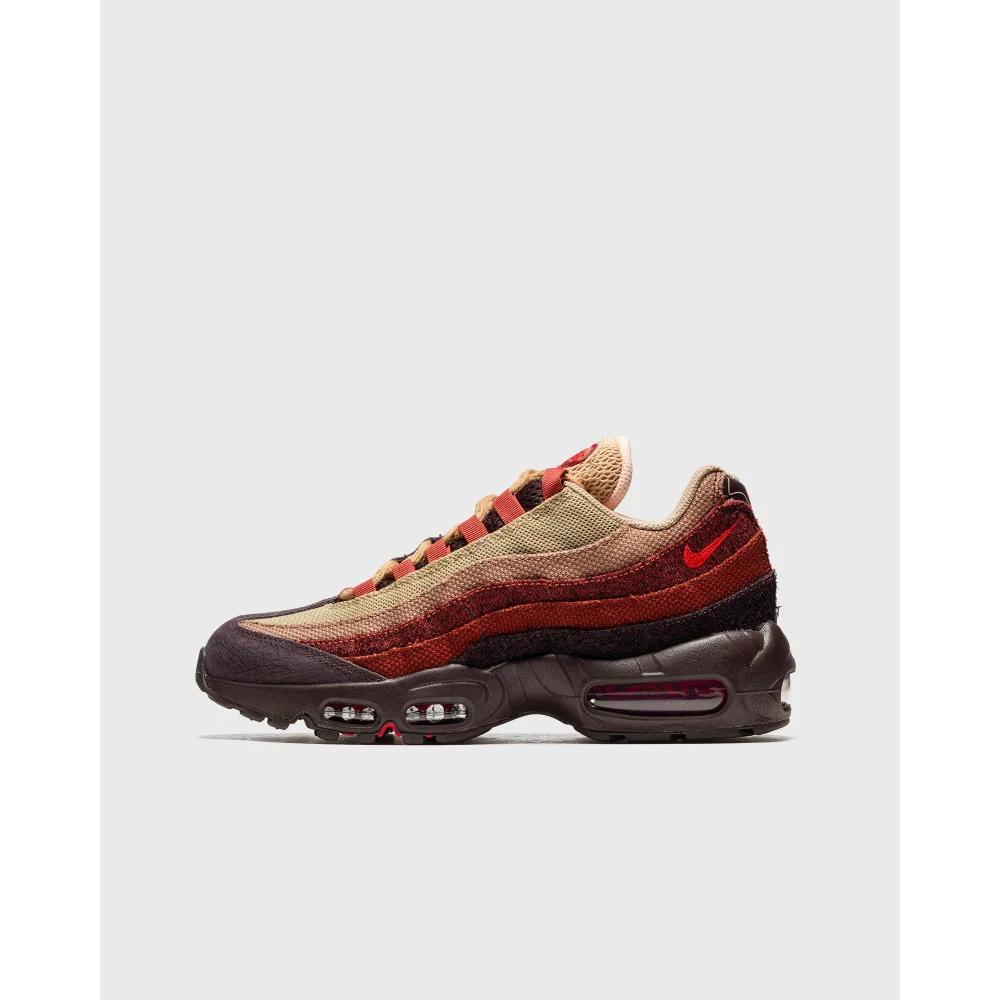 Nike Air WMNS Max 95 DZ4710 200 / braun