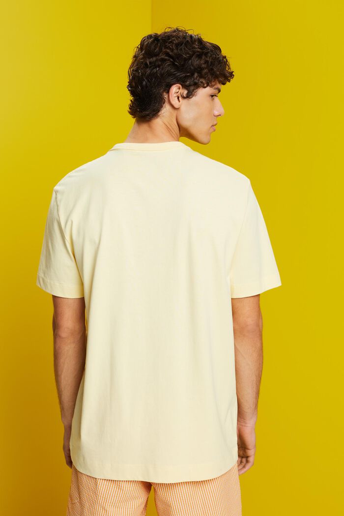 Jersey-T-Shirt mit Brust-Print, 100 % Baumwolle