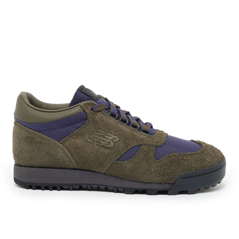 New Balance Rainier Low dark moss