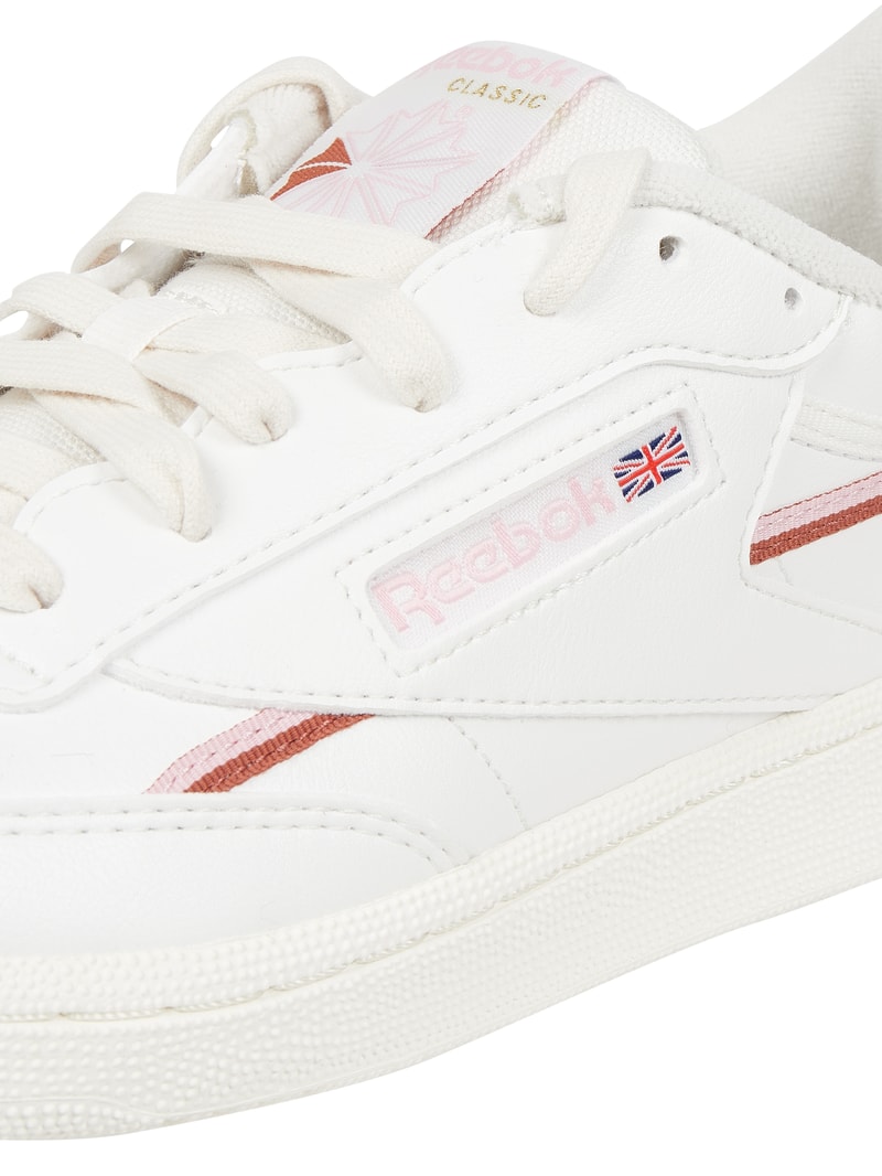 Sneaker in Leder-Optik Modell 'Club C 85' in offwhite