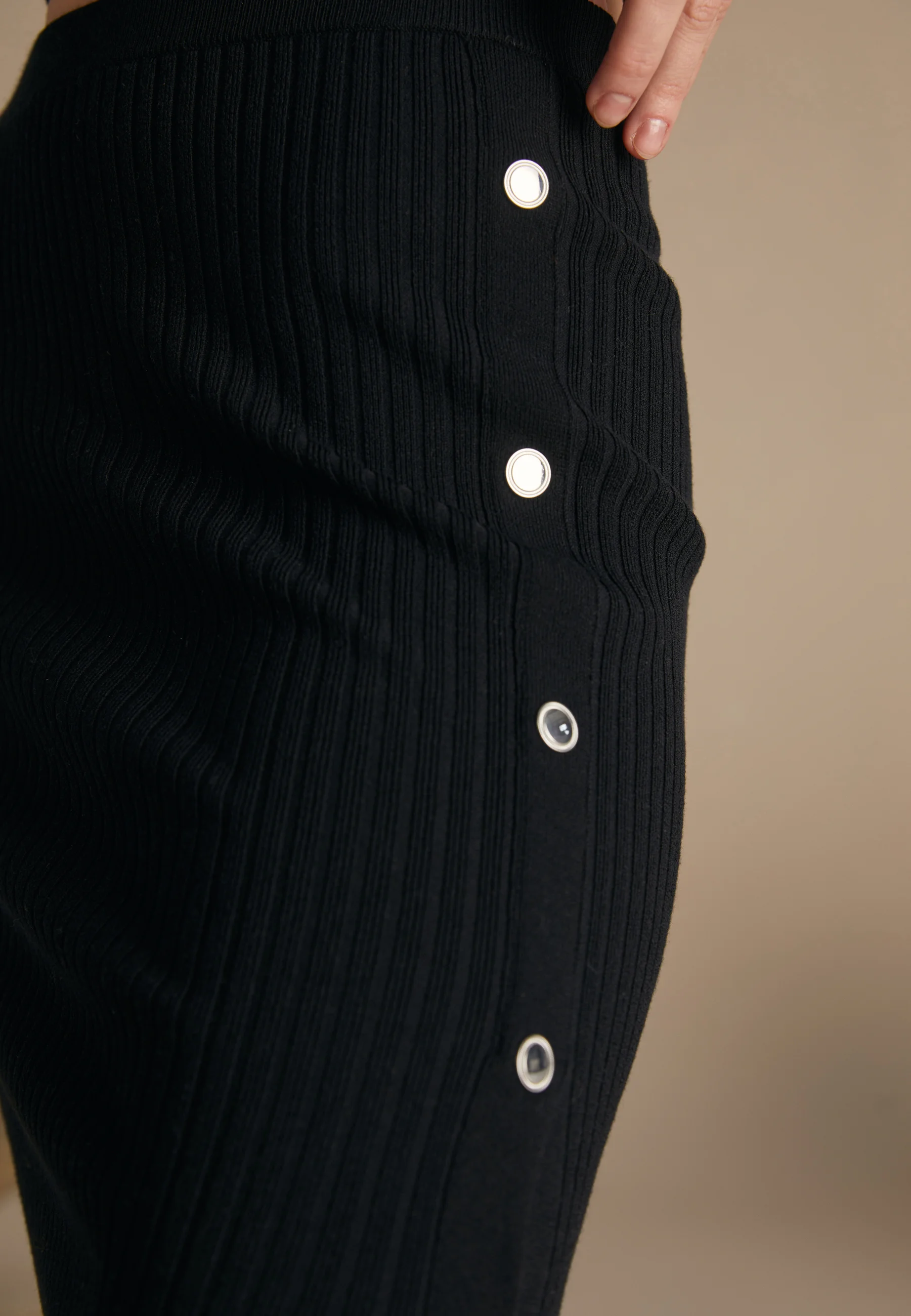 Zign Studio KKNIT FALDA MIDI CON BOTONES - Falda tubo