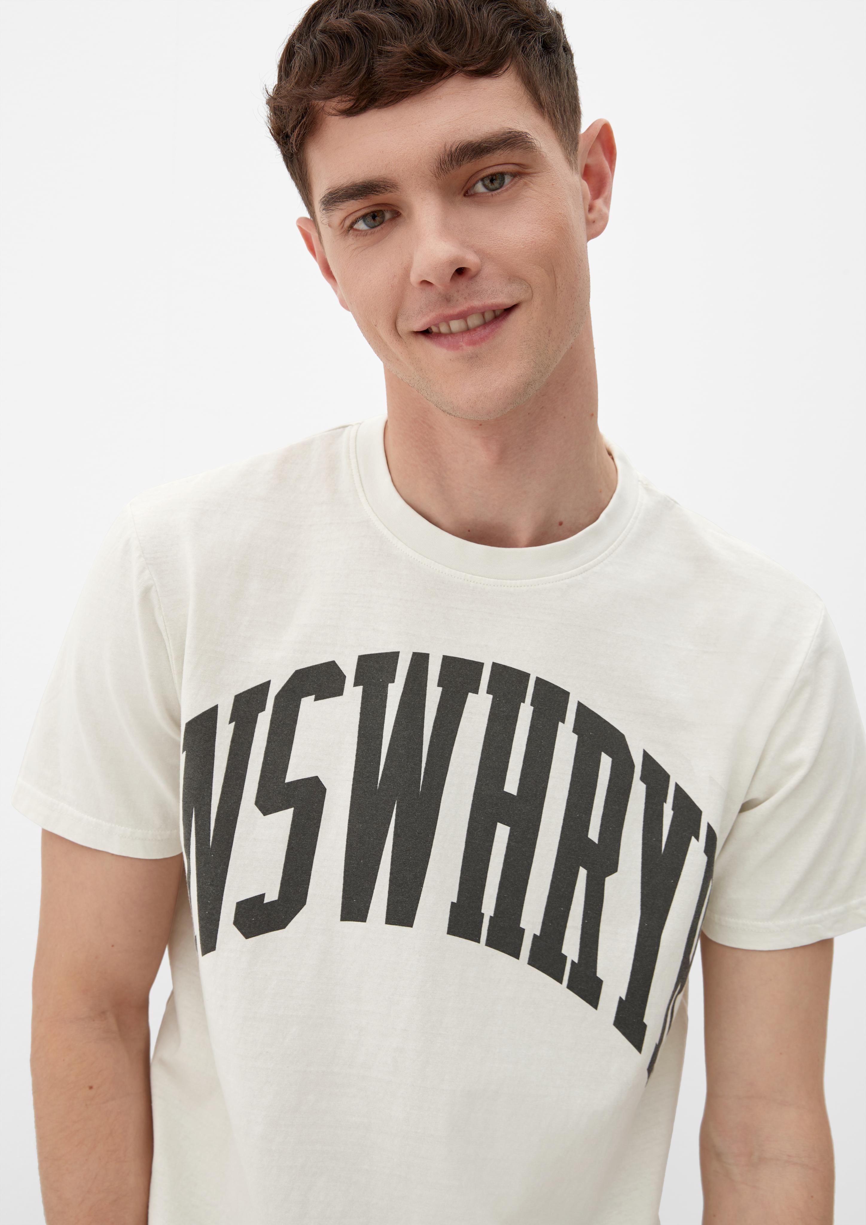 QS x JAMULE T-Shirt mit Schriftprint  2123505-90D0