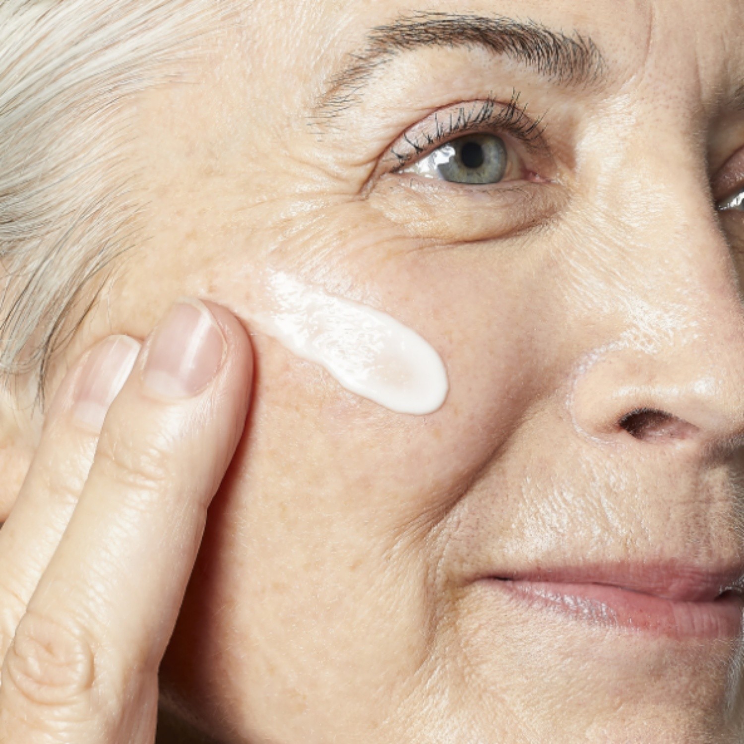 Concentrado reductor de líneas de expresión de alta potencia de Kiehl's