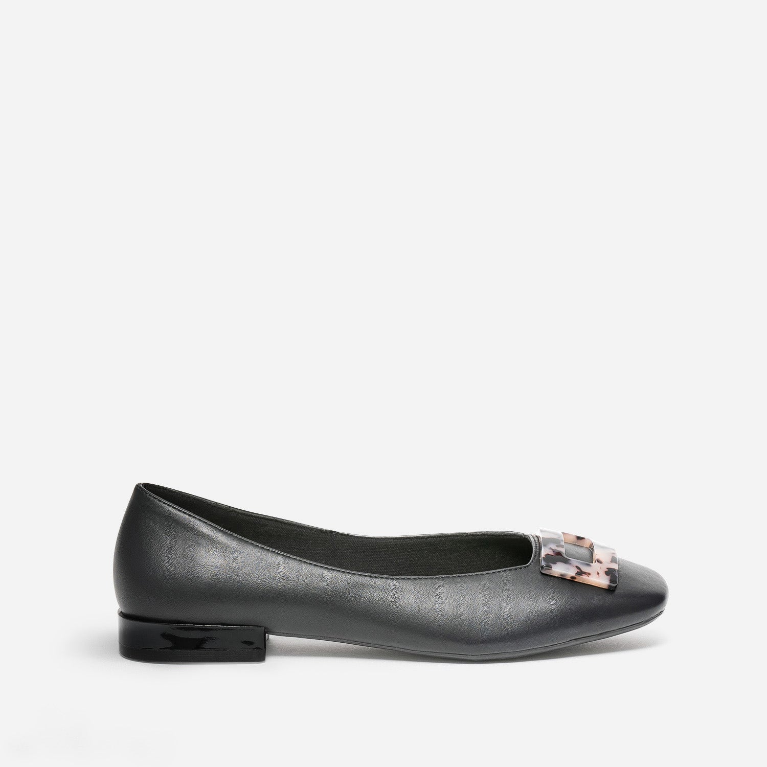Ballerine noire avec décor écailles