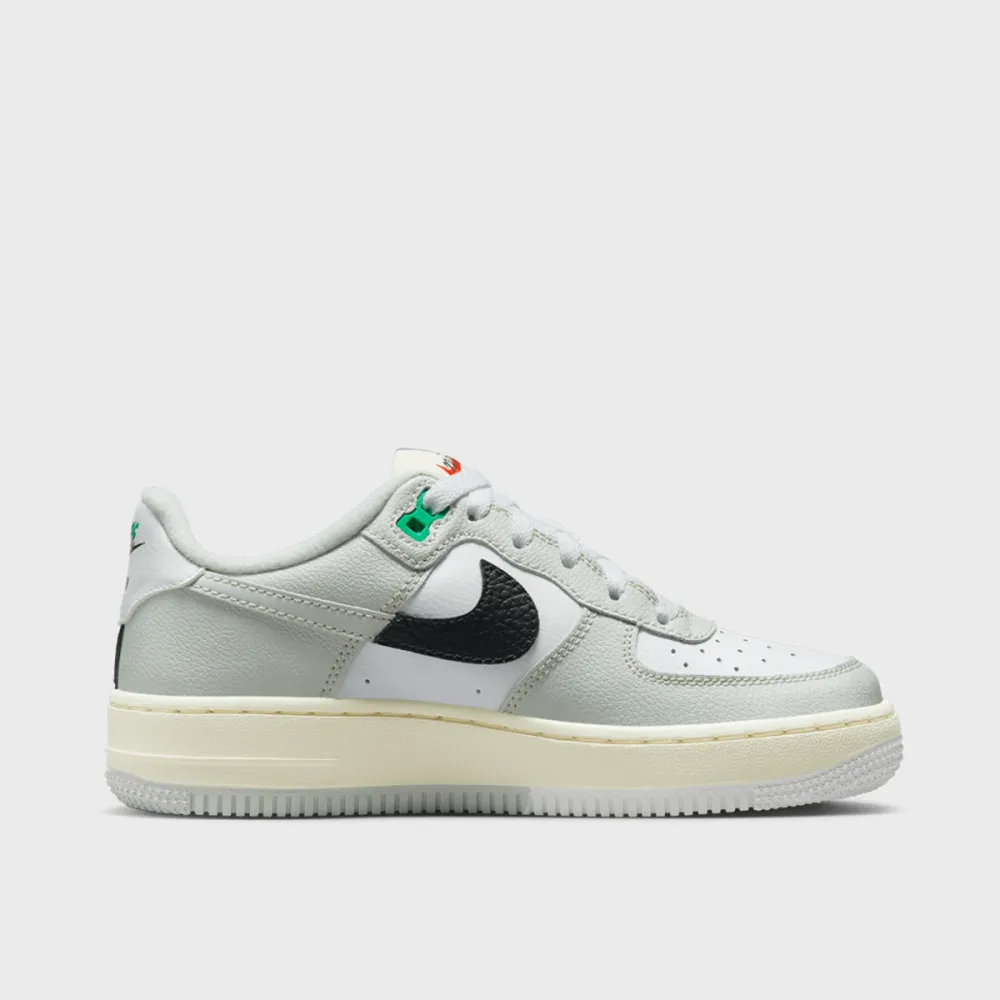 Nike Air Force 1 GS DZ2660-001 / weiss