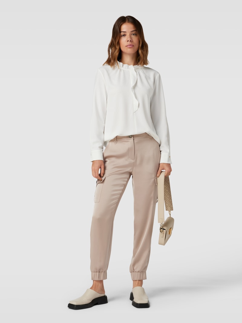 Bluse mit Volants in offwhite