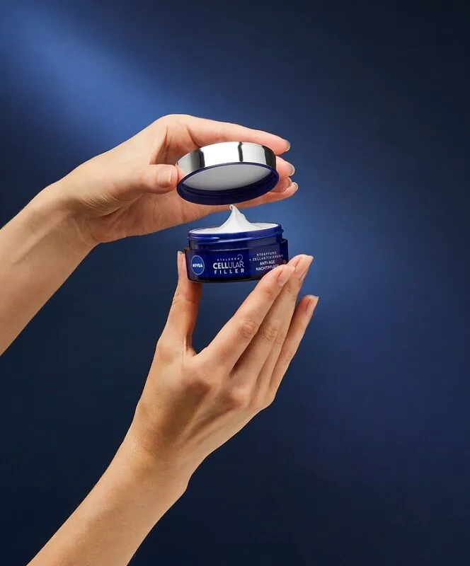 Nivea Hyaluron Cellular Filler noćna krema protiv bora za vidljivo učvršćivanje kože