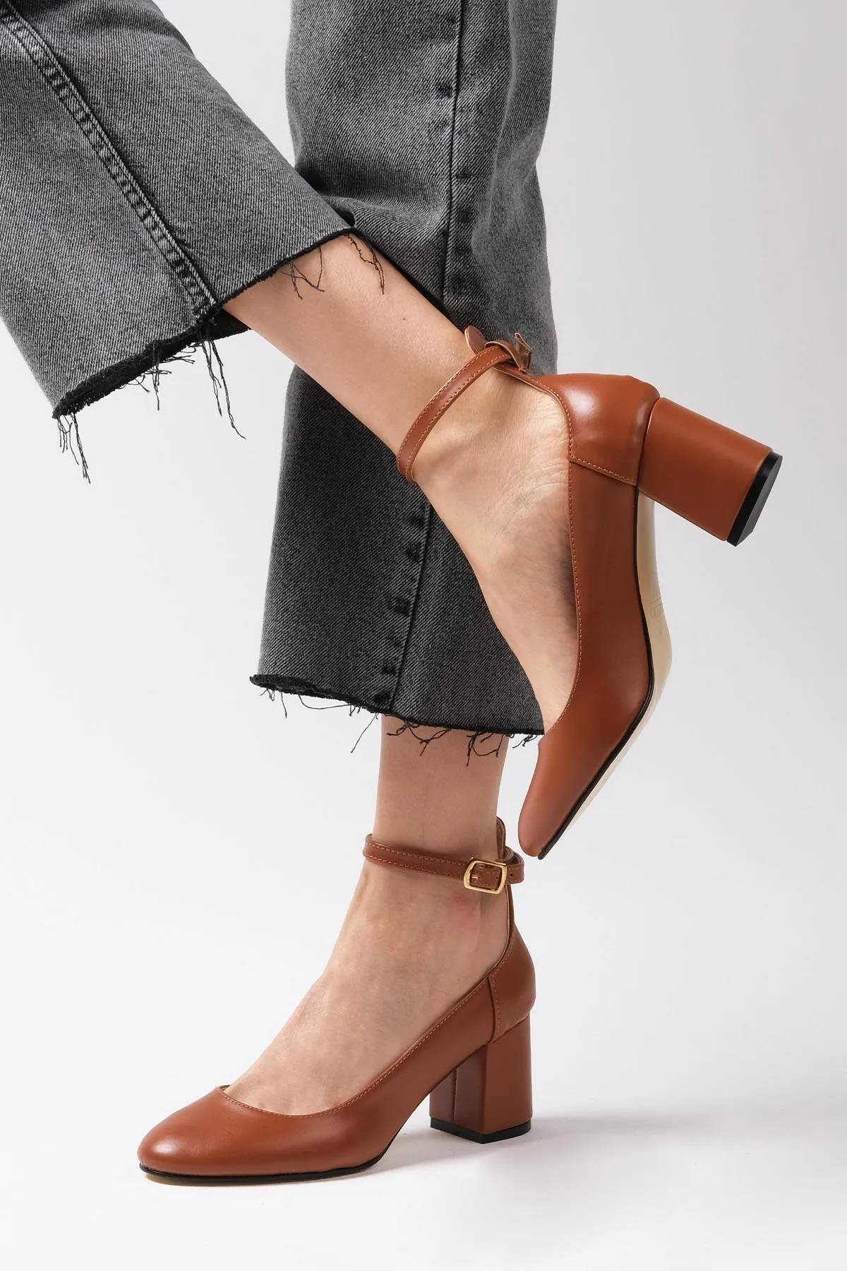 Mio Gusto  Celine Tan Color Damen-Schuhe mit Absatz