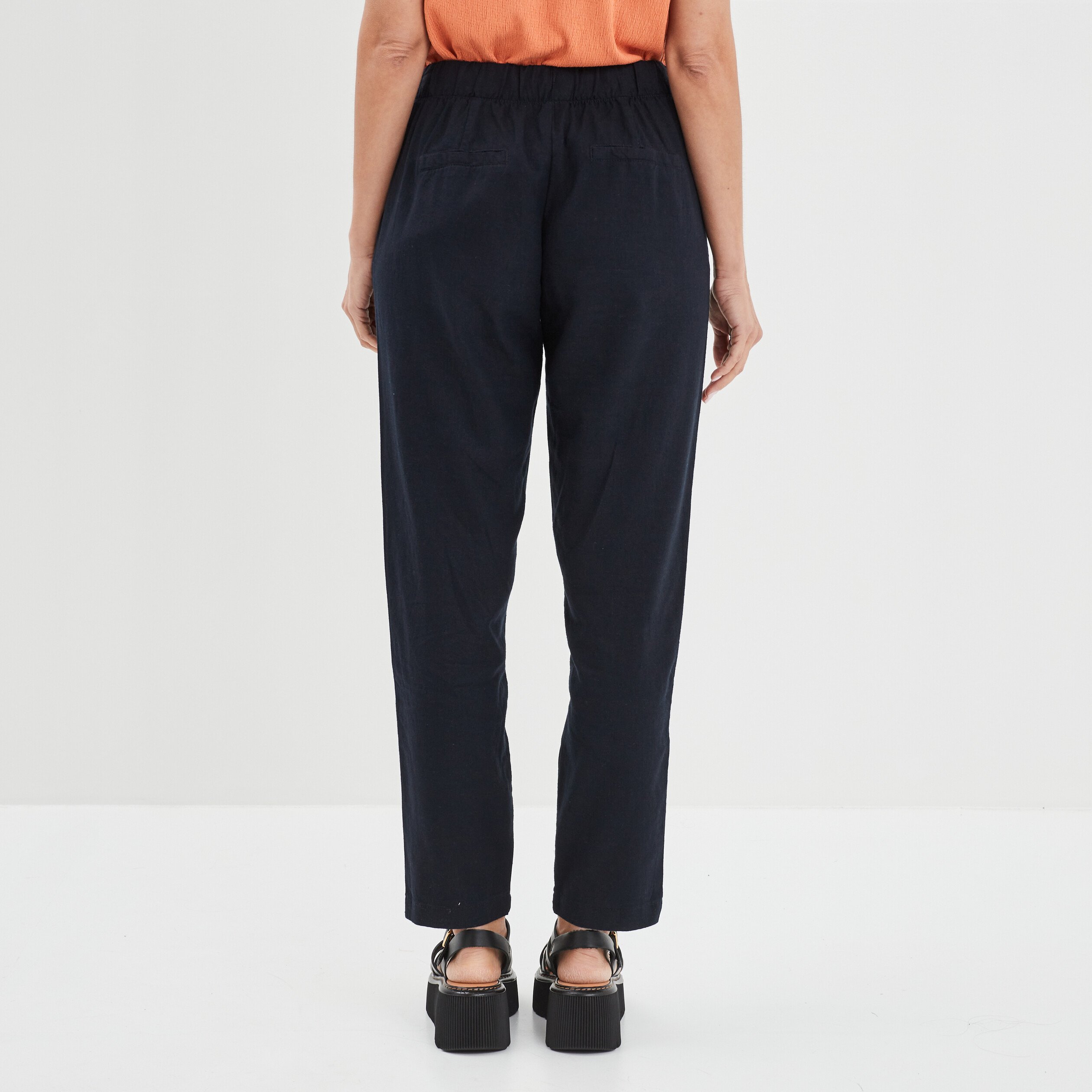 Pantalon droit fluide en mélange de lin bleu foncé femme | La Halle