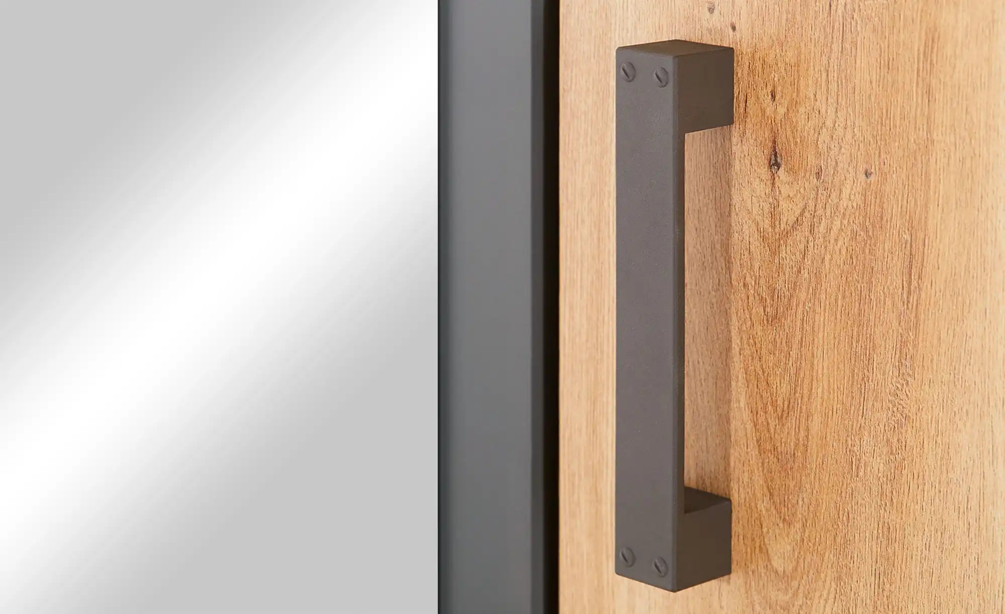 Kleiderschrank, 3-türig