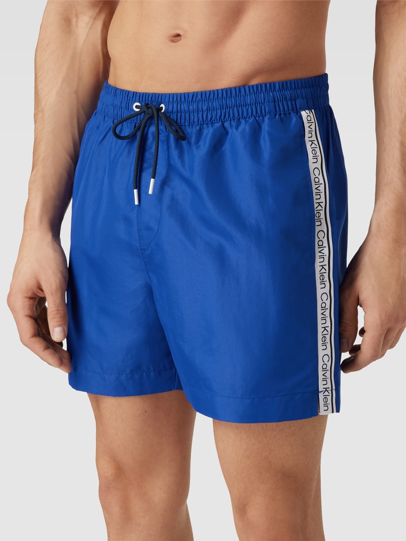 Badehose mit Label-Details in royalblau