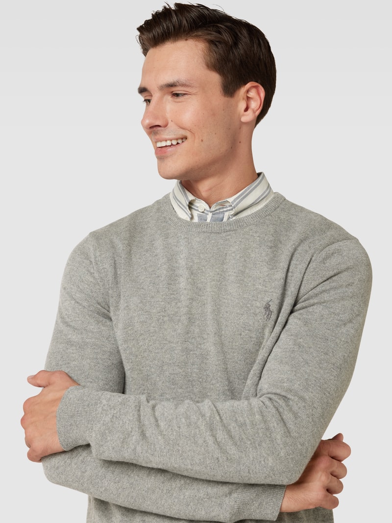 Strickpullover aus Wolle mit Logo-Stitching in mittelgrau meliert