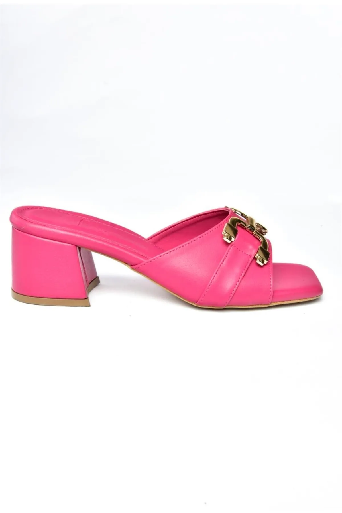 Fox Shoes  P590131409 Fuchsiafarbene Damen-Hausschuhe mit dicken Absätzen und Schnalle