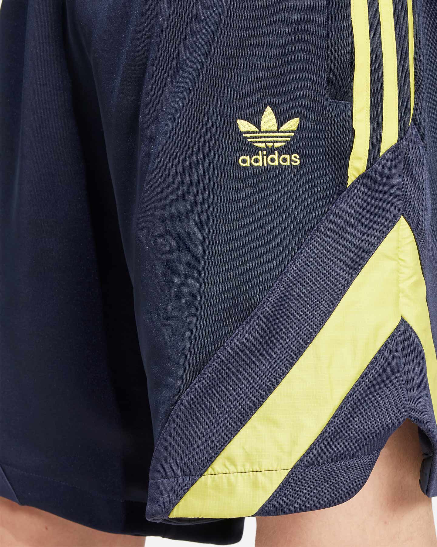 Oficiálne futbalové oblečenie Adidas Juventus OG 24-25 M IN5596